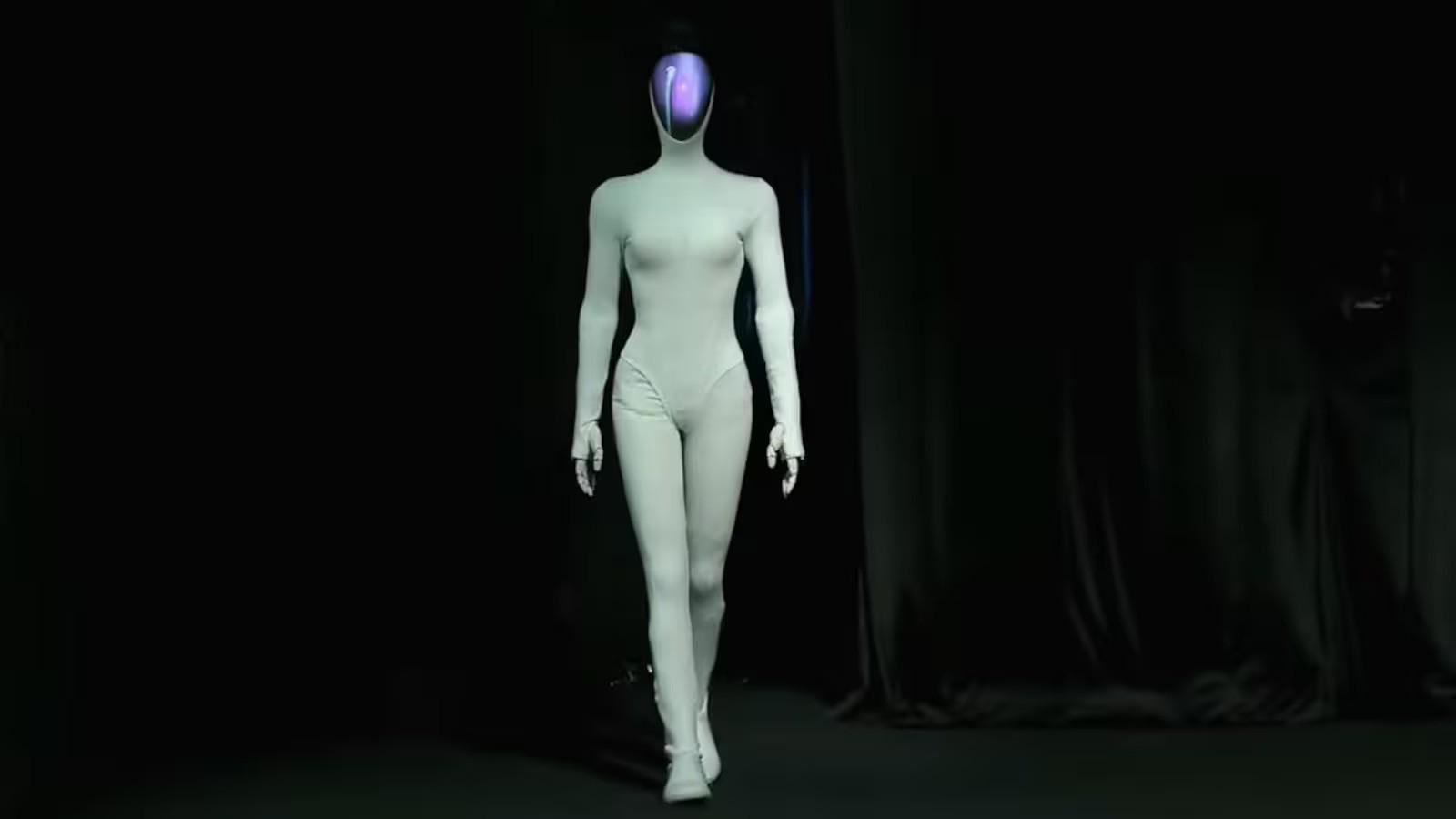 何小鹏泪洒当场！现场剪掉机器人肌肉自证清白：