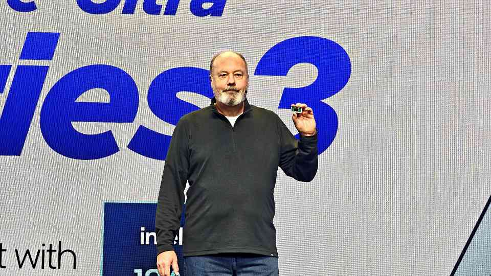 英特尔18A来了！第三代酷睿Ultra发布：性能暴涨