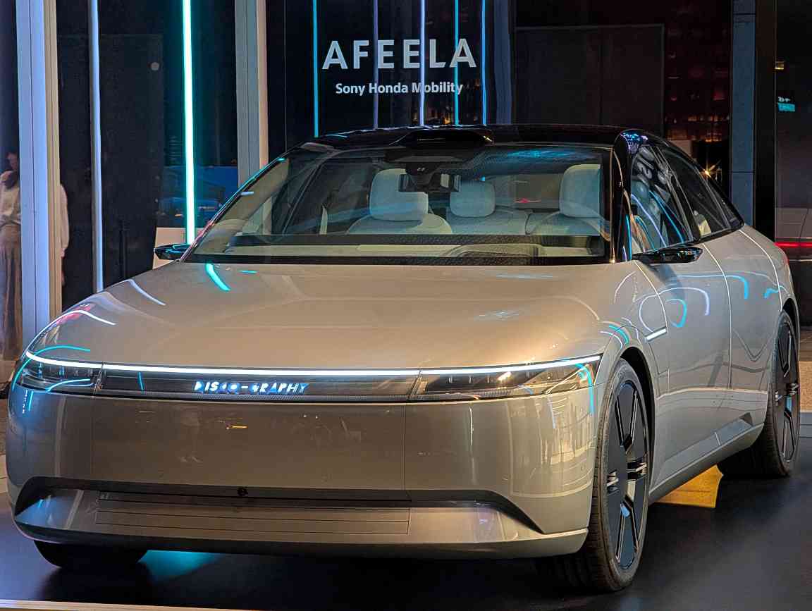 CES 2026前瞻：AI长出“肉身”，重做一切硬件？(图11)