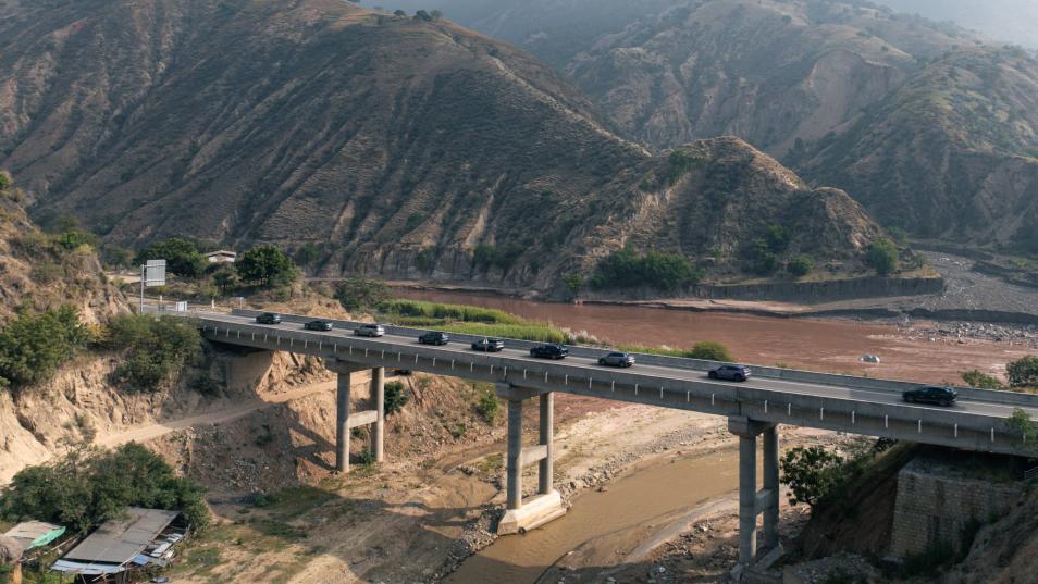 山河为证,荣誉加冕,华为乾崑助传祺向往 S9 首次智行中国顺利收官(图7) 山河为证,荣誉加冕,华为乾崑助传祺向往 S9 首次智行中国顺利收官(图7)