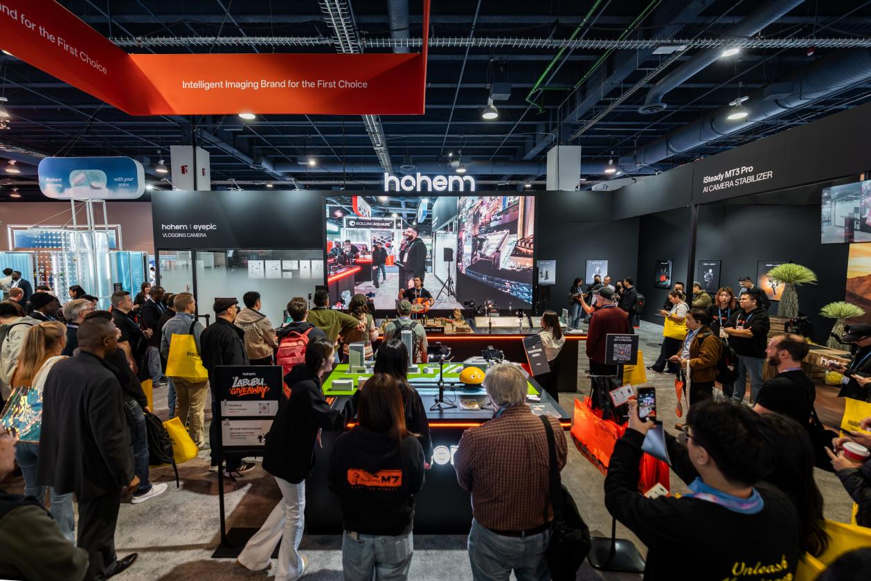 浩瀚 Hohem Eyepic 亮相 CES：用一台可拆卸相机，探索移动影像的边界(图1)