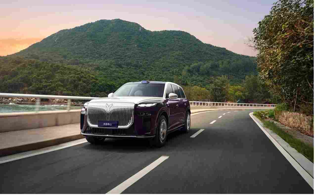 「9 系标杆」岚图泰山订单爆棚！供应链紧急集结打响产能「保卫战」(图1)