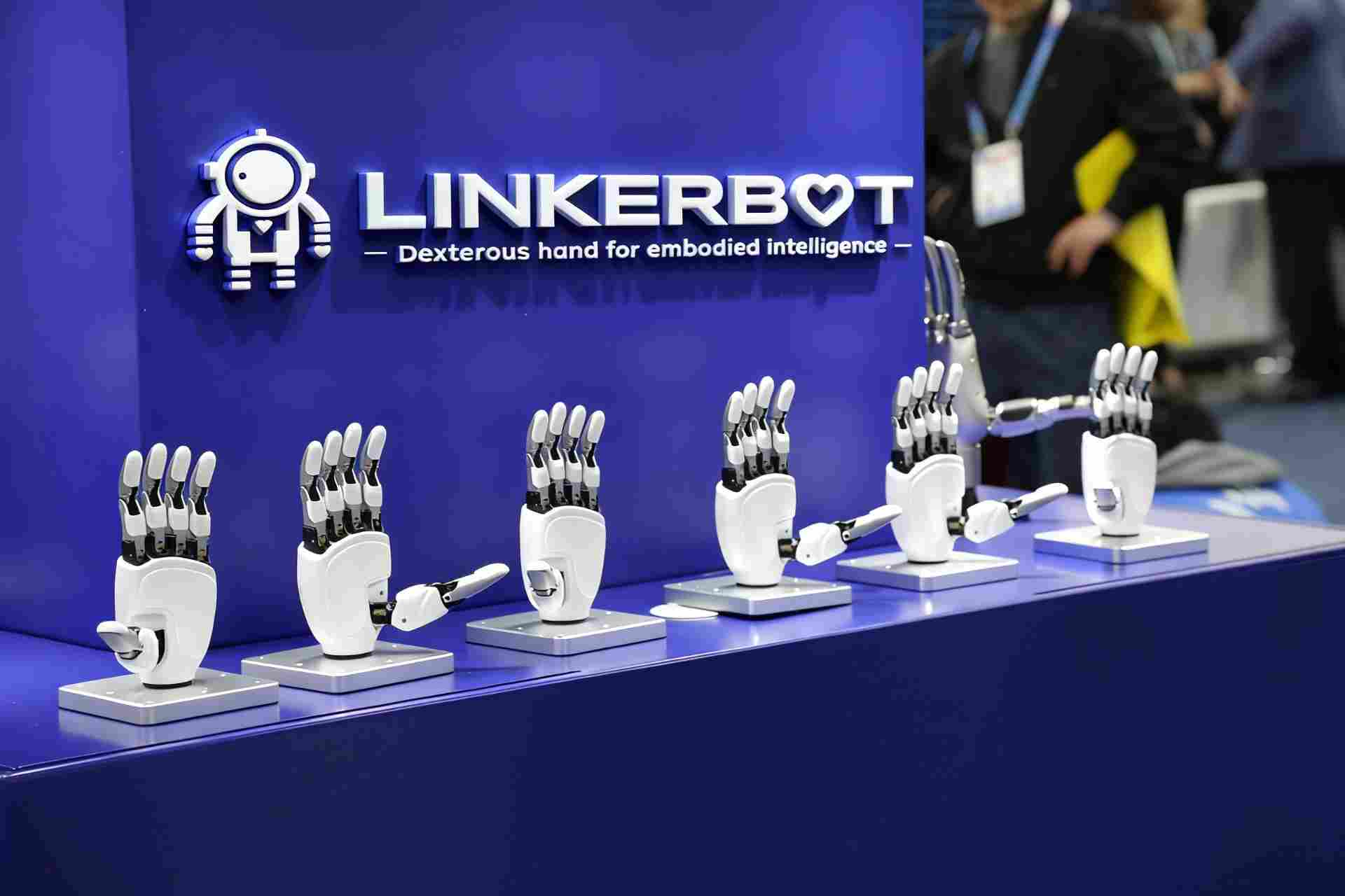CES 2026 | Linkerbot：80%市场+高自由度月产千台，加速灵巧手基座打造(图1)
