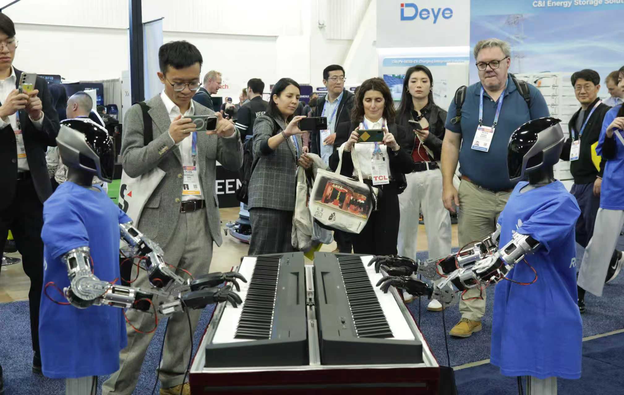 CES 2026 | Linkerbot：80%市场+高自由度月产千台，加速灵巧手基座打造(图3)