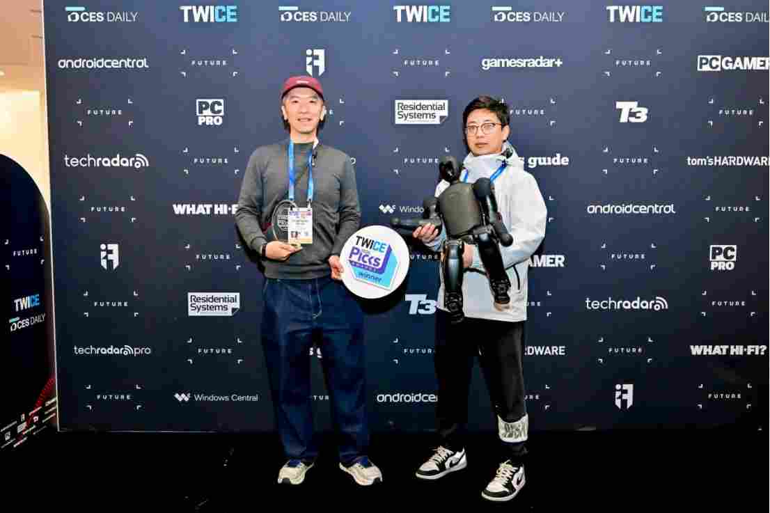 填补全球品类空白！启元 Q1 首秀 CES，用个人机器人新物种拿下国际权威认证(图2)