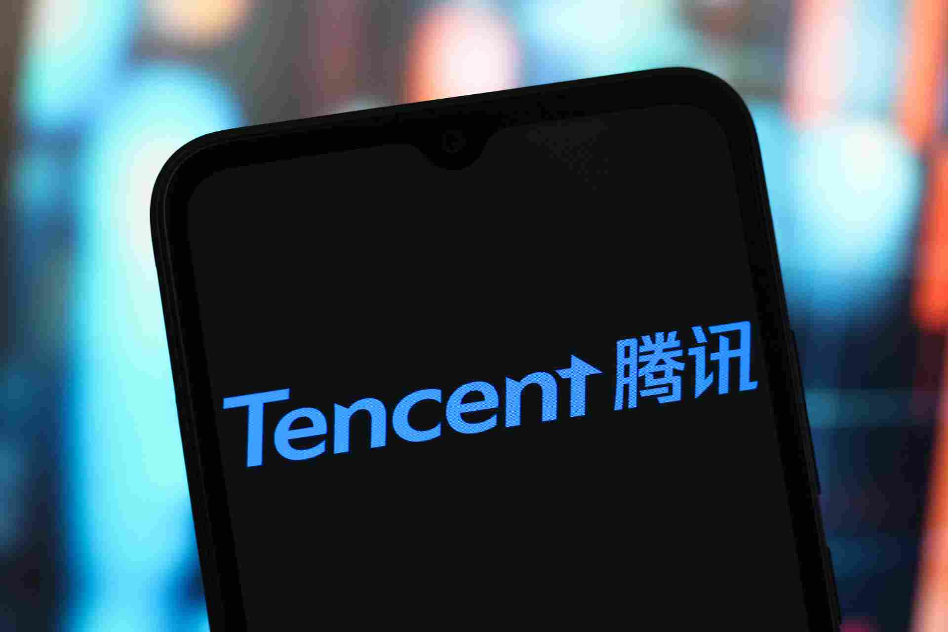 马化腾内部员工大会讲话：探索AI+社交玩法 持续点亮更多新技能(图1)