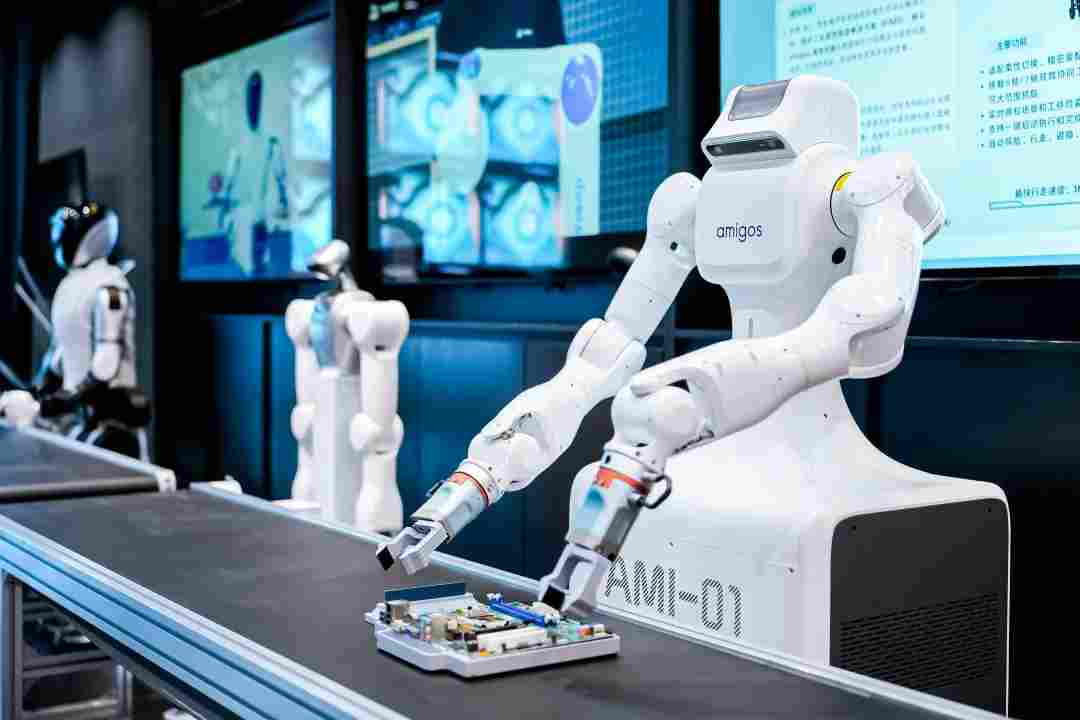 全球首家机器人「体验、销售、维保、服务」综合体落成｜首程 News(图6)