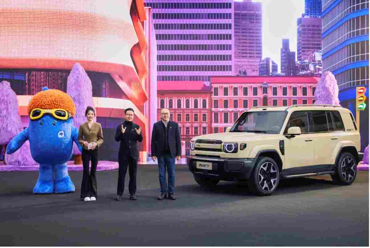 把「中国版 FSD」塞进一台方盒子？iCAR 和地平线这次玩