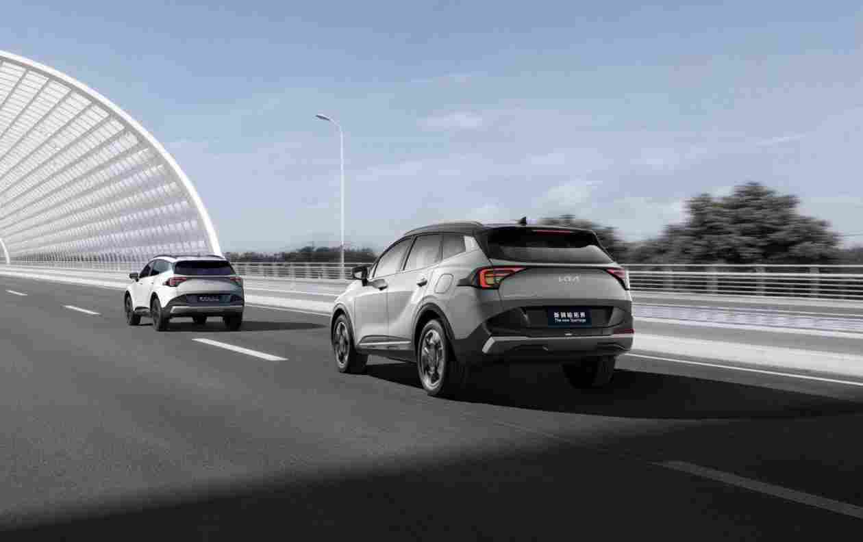 起亚新狮铂拓界诚意上市 全国统一「焕新一口价」10.99万元起(图5)