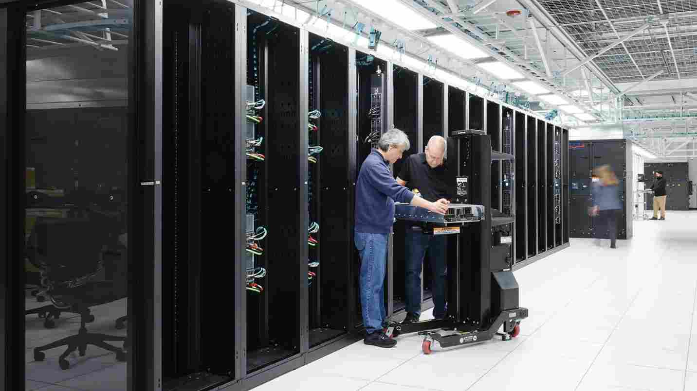 黄仁勋罕见发文：AI 是一块「五层蛋糕」(图13)