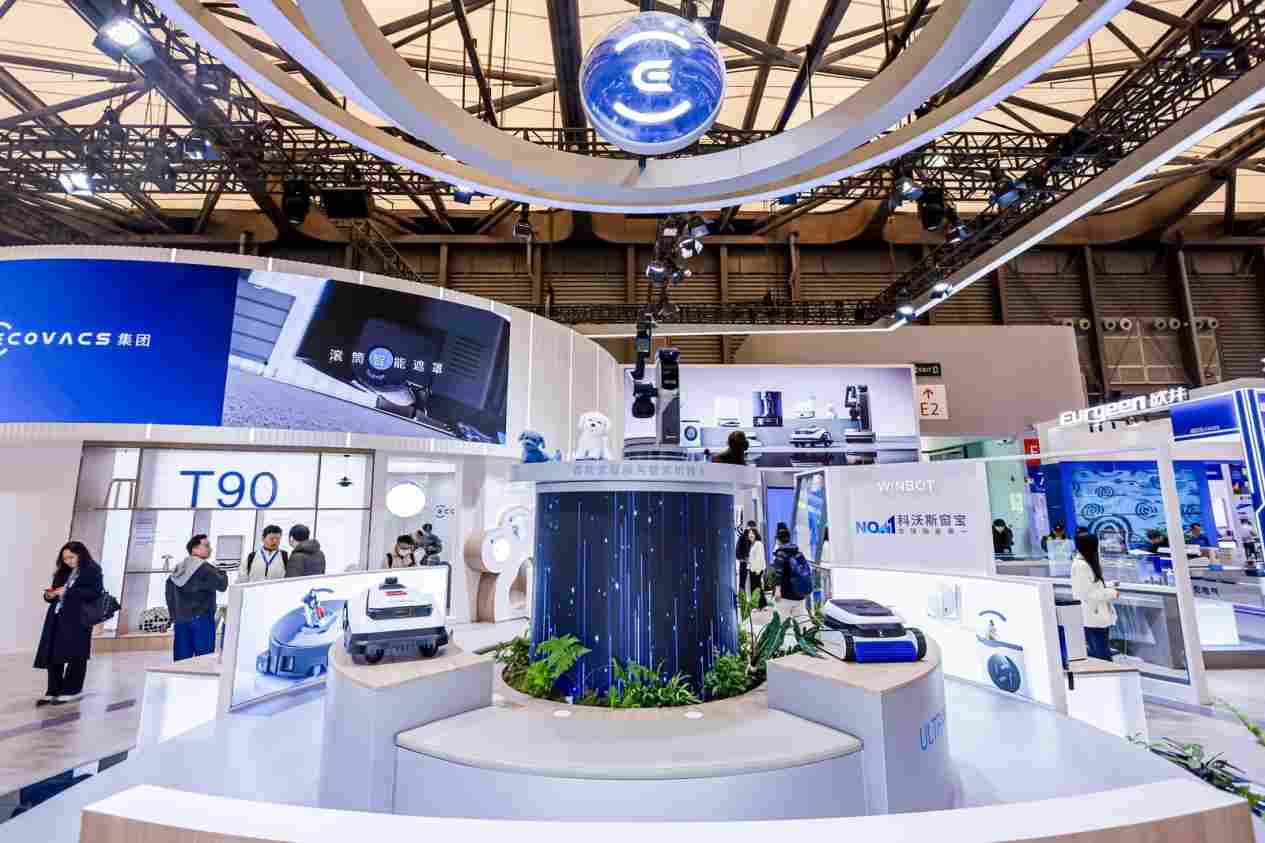 科沃斯锚定具身智能元年,AWE2026 解锁全场景服务机器人新生态(图2) 科沃斯锚定具身智能元年,AWE2026 解锁全场景服务机器人新生态(图2)