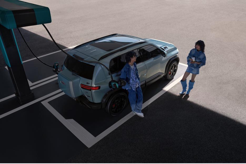 2026年必买 A 级纯电 SUV 方程豹钛 3 闪充版上市 15 万起(图3)