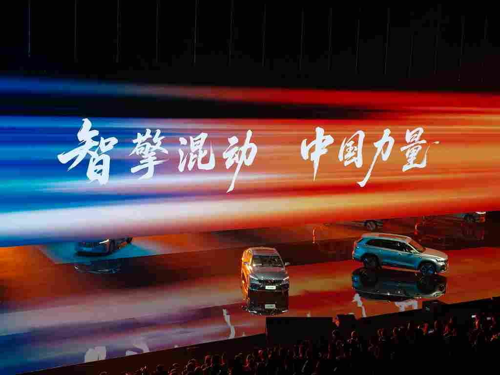 百公里 2.22 升，吉利这套油混系统，瞄准的不是比亚迪(图2)