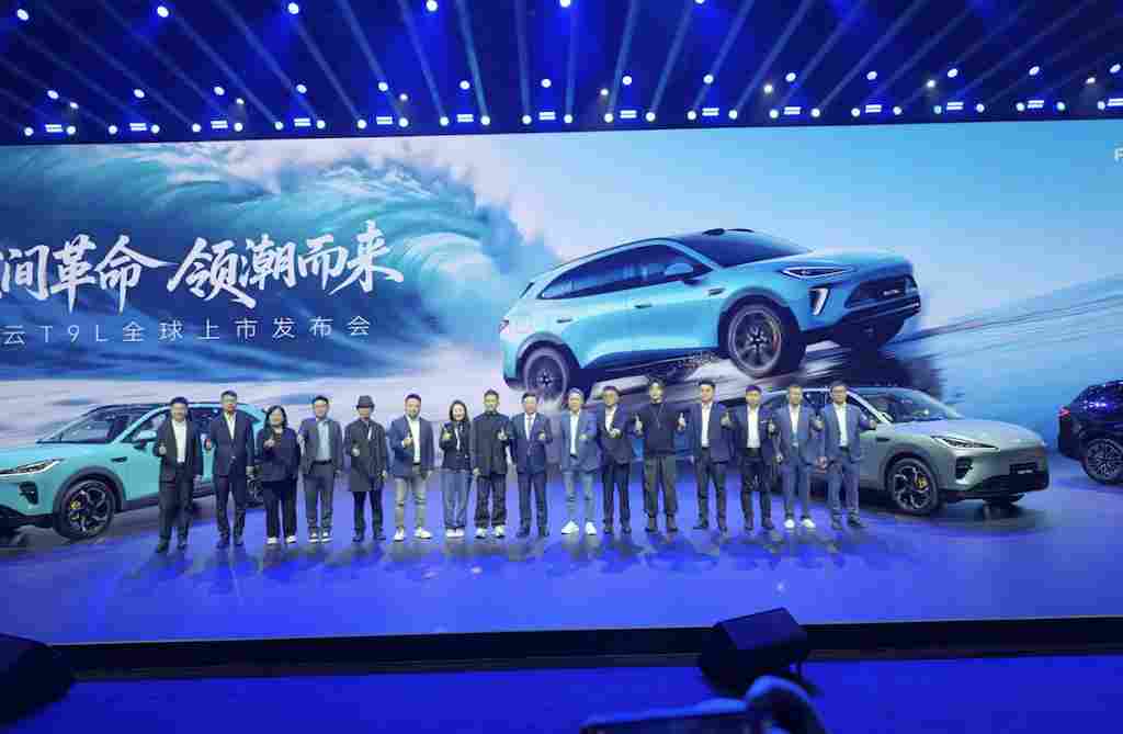 12.99 万起，奇瑞把 20 万级的配置塞进了一台「大五座」(图2)